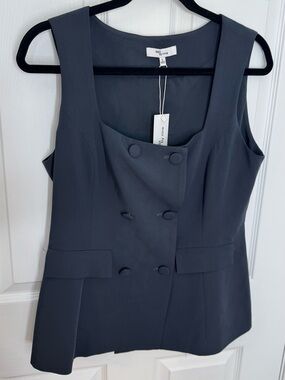 NWT Double-Breasted Navy Sleeveless Blazer Top